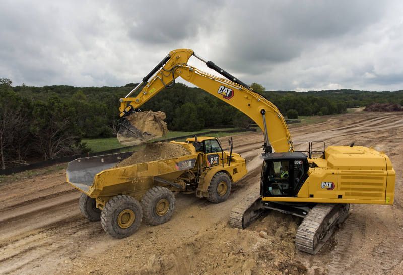 La excavadora Cat 352 ofrece más potencia para trabajos más grandes